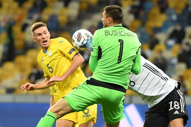 乔尔杰维奇用人遭质疑 胡金秋连续两场被弃用