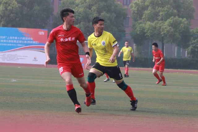 约基奇32+16+16库里20分 掘金逆转勇士3连胜